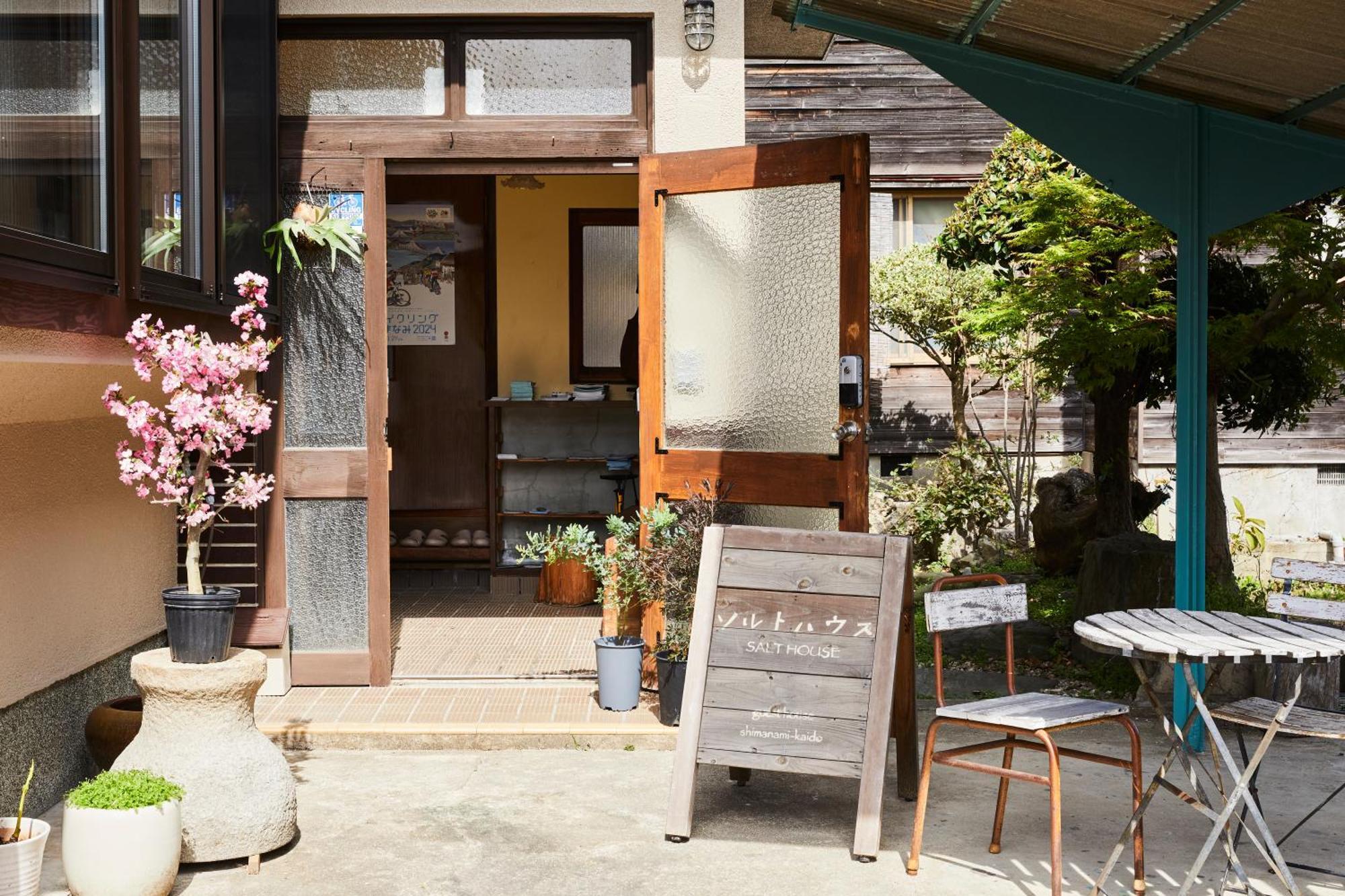Hotel ソルトハウス Imabari Railway Station Exterior foto